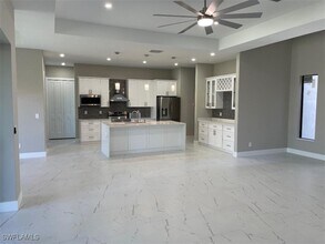 725 Monterey Ave in Cape Coral, FL - Building Photo - Building Photo