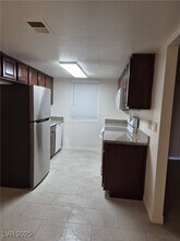 4390 Sandy River Dr in Las Vegas, NV - Building Photo - Building Photo