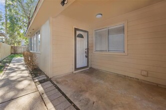 16167 Golden Sands Dr in Houston, TX - Building Photo - Building Photo