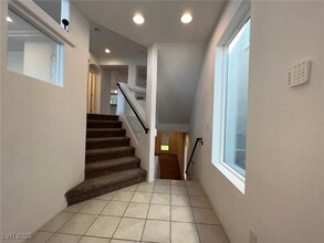 7075 Jasper Hill Way in Las Vegas, NV - Building Photo - Building Photo