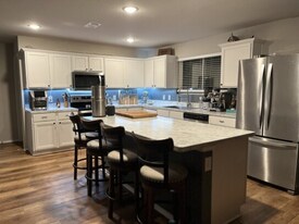 1 Message For Address in Cleburne, TX - Building Photo