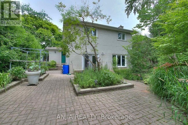 property at 6 Bellbury Crescent
