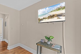 711 W Blount St in Pensacola, FL - Building Photo - Building Photo