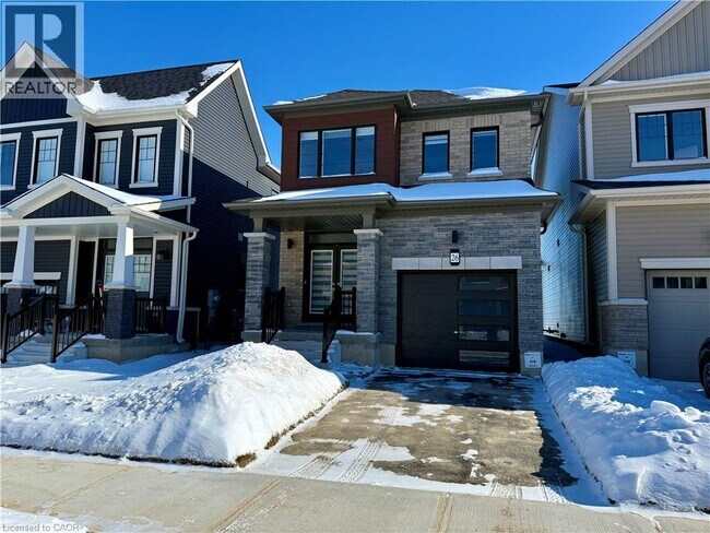 26 Greig St in Brantford, ON - Building Photo - Building Photo