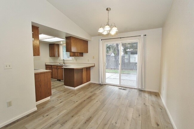 property at 6883 W Parapet Ct