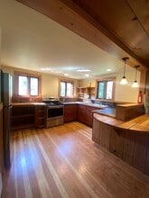 2431 WA-141 in Trout Lake, WA - Building Photo - Building Photo
