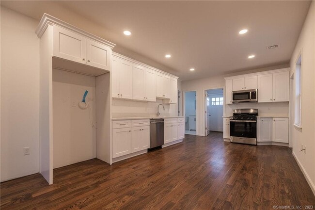 property at 340 Pleasantview Ave