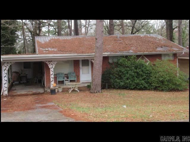 property at 9 Bellemeade Dr