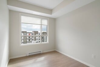 33-3433 Carringham Gate NW in Calgary, AB - Building Photo - Building Photo