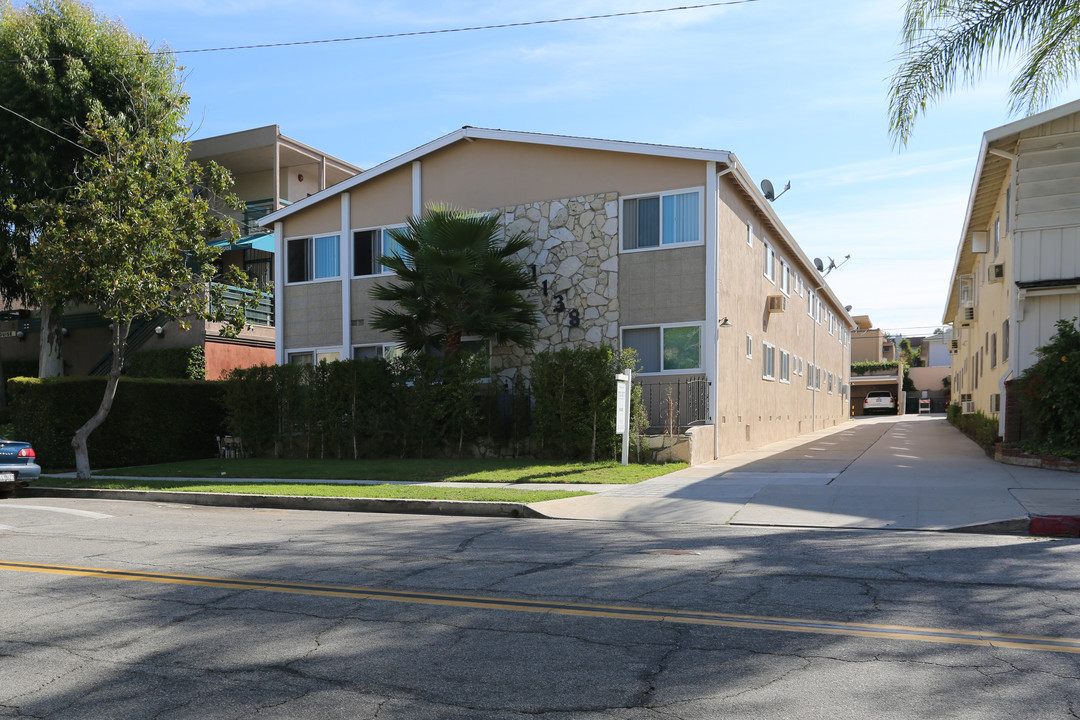 1138 N Louise St in Glendale, CA - Foto de edificio