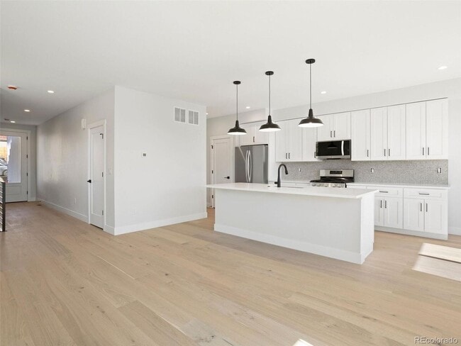4666 W 9th Ave in Denver, CO - Building Photo - Building Photo