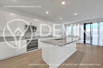 2723 Emerald Bay Dr in Rialto, CA - Building Photo - Building Photo