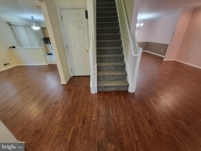 1108 Coventry Way in Mount Laurel, NJ - Building Photo - Building Photo