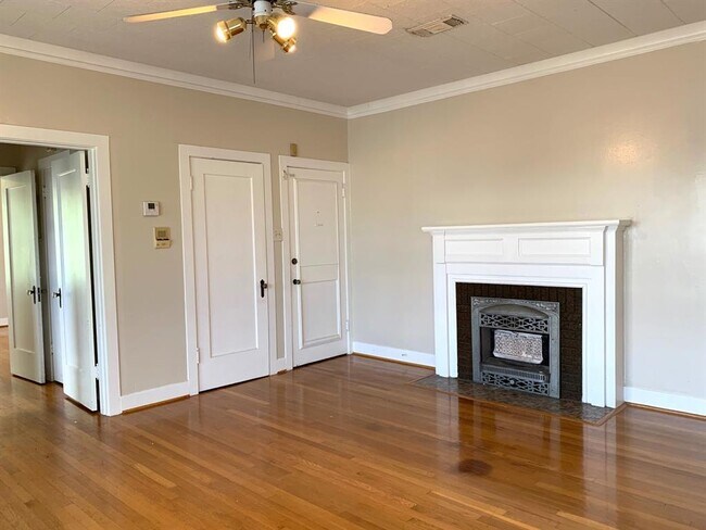 1654 Marshall St in Houston, TX - Building Photo - Building Photo