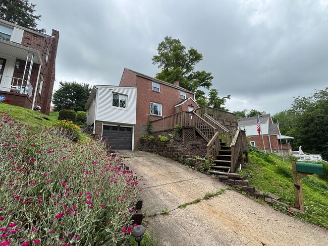 property at 5720 Front St