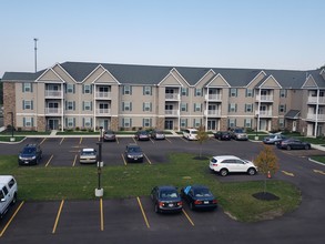 Fairfield Village Senior Apartments in Fairfield, OH - Foto de edificio - Building Photo