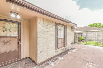 3803 Lochmire Ln in Houston, TX - Building Photo - Building Photo