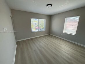 534 SW 6th Ct in Miami, FL - Building Photo - Building Photo