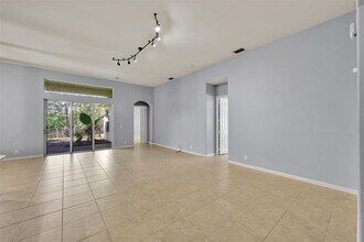 9671 Osprey Isles Blvd in West Palm Beach, FL - Building Photo - Building Photo