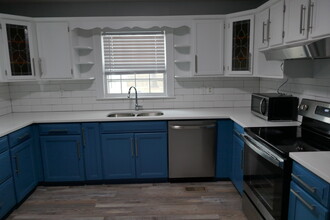 1809 N Road St in Elizabeth City, NC - Building Photo - Building Photo