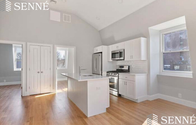 187 Charles St, Unit 3