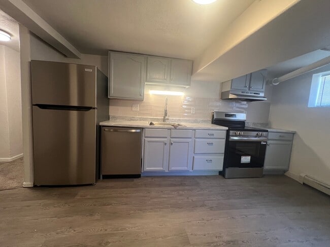 property at 611 W 22nd St