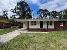 904 Jamestown Dr in Valdosta, GA - Building Photo