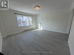 55 Glendale Ave in Ottawa, ON - Building Photo - Building Photo