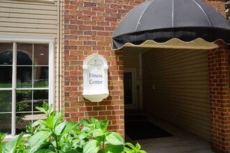 1527 Lincoln Way in McLean, VA - Building Photo - Building Photo