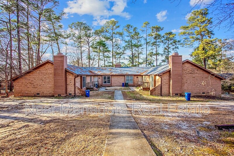 154 Homeplace Ct in Fayetteville, NC - Building Photo