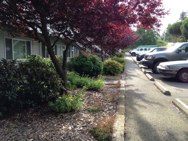 Stanford Apartments in Bellingham, WA - Building Photo - Building Photo