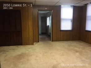 2050 Lowrie St in Pittsburgh, PA - Building Photo - Building Photo