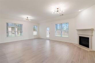 99 W Jagged Ridge Cir in Spring, TX - Building Photo - Building Photo