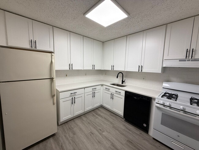 property at 530 Davina Ct