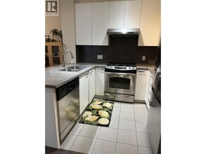 9388 McKim Way in Richmond, BC - Building Photo - Building Photo