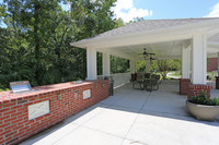 Magnolia Gardens Senior Apartments in Brooksville, FL - Foto de edificio - Building Photo