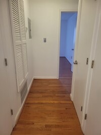 14 Halley Pl SE, Unit 102