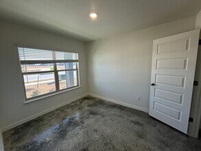 913 Switchgrass Dr in Killeen, TX - Building Photo - Building Photo