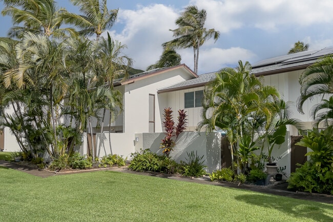 Marina Palms in Honolulu, HI - Building Photo - Building Photo