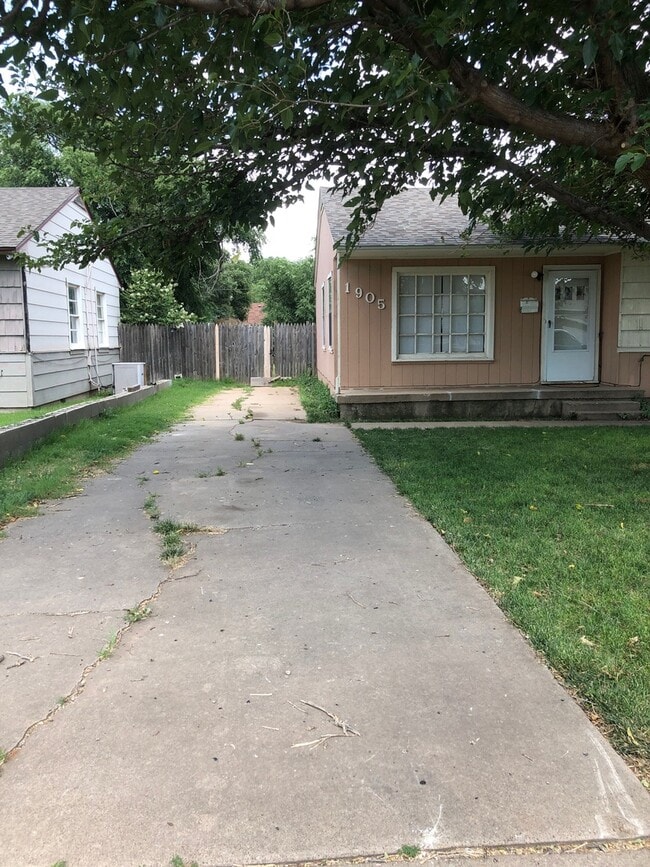 1905 Karen St in Amarillo, TX - Building Photo - Building Photo