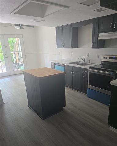 606 Towne House Ln in Richardson, TX - Foto de edificio - Building Photo