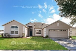 467 Tamarind Parke Ln in Kissimmee, FL - Building Photo