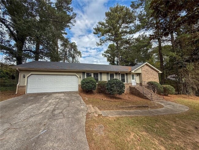 property at 3648 Salem Trail