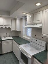 4724 29th St S, Unit B2 in Arlington, VA - Foto de edificio - Building Photo