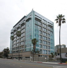 Pier Pointe Condos in Marina Del Rey, CA - Building Photo - Building Photo