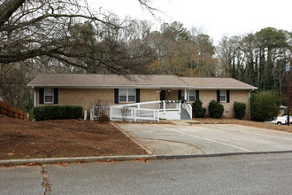 101-114 Millbrook Cir in Roswell, GA - Building Photo - Building Photo