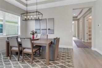 6299 Arriba Ave in Naples, FL - Foto de edificio - Building Photo