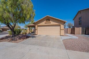 5409 S 15th Way in Phoenix, AZ - Building Photo