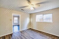 5607 Grace Point Ln photo'