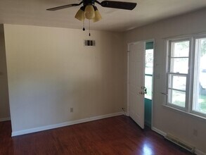 1509 Brighton St in Columbia, MO - Building Photo - Building Photo